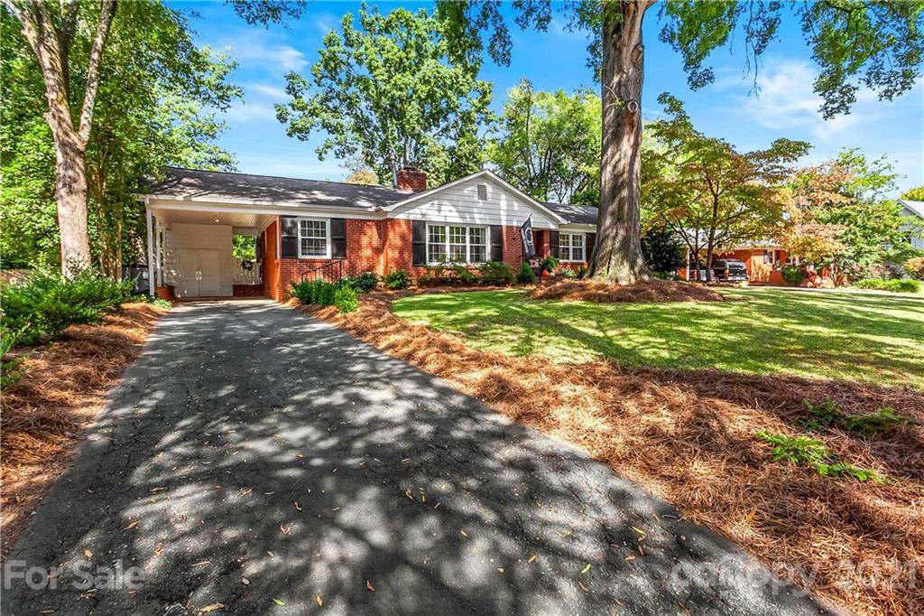 5011 Wedgewood Drive - Photo 1