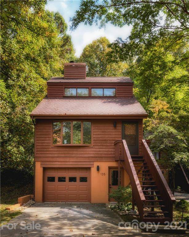 135 Garden Court - Photo 1