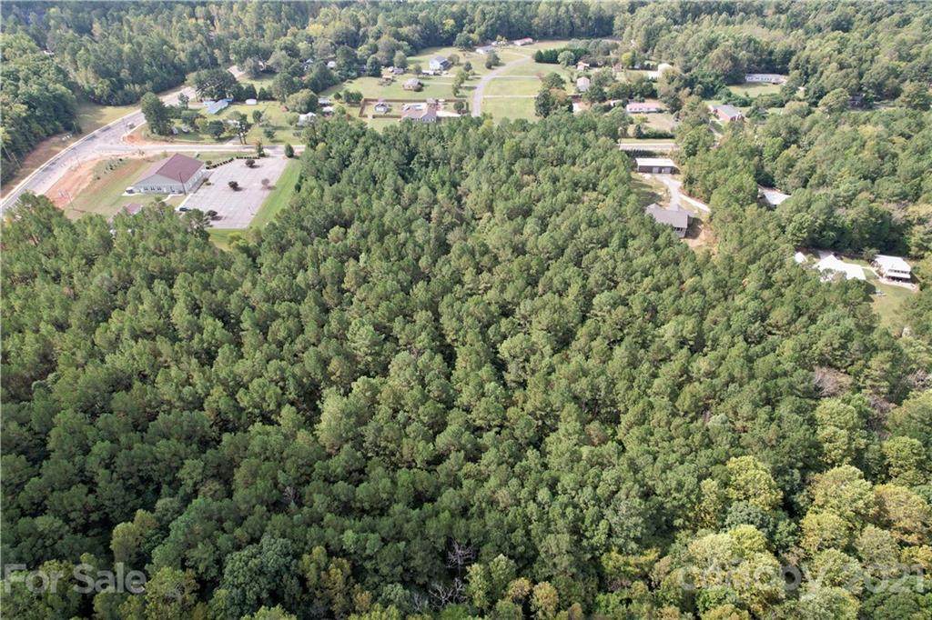 5060 Fewell Road - Photo 1