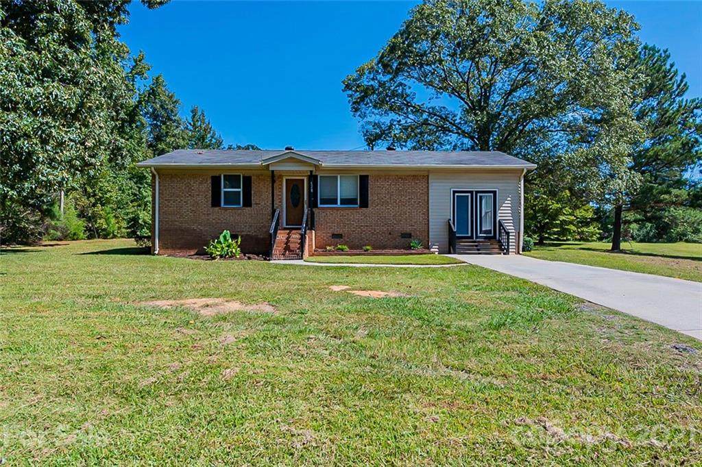 528 Mosteller Drive - Photo 1