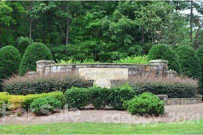 155 Stoneleigh Drive - Photo 1