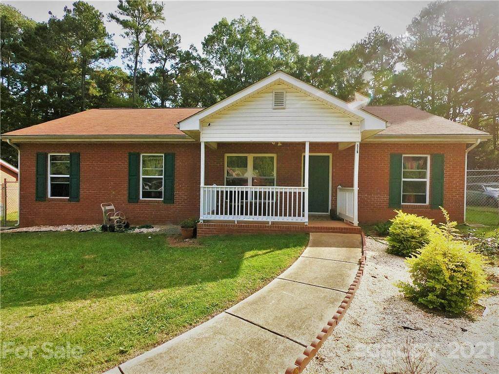 516 Secrest Avenue - Photo 1