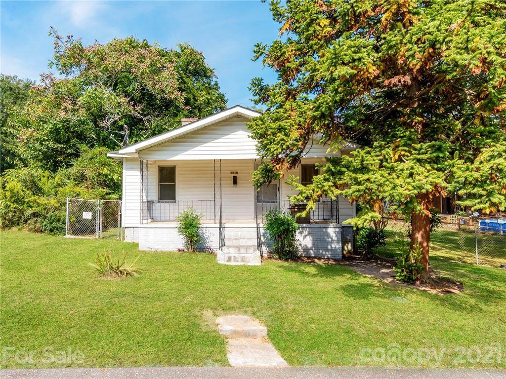 1910 White Street - Photo 1