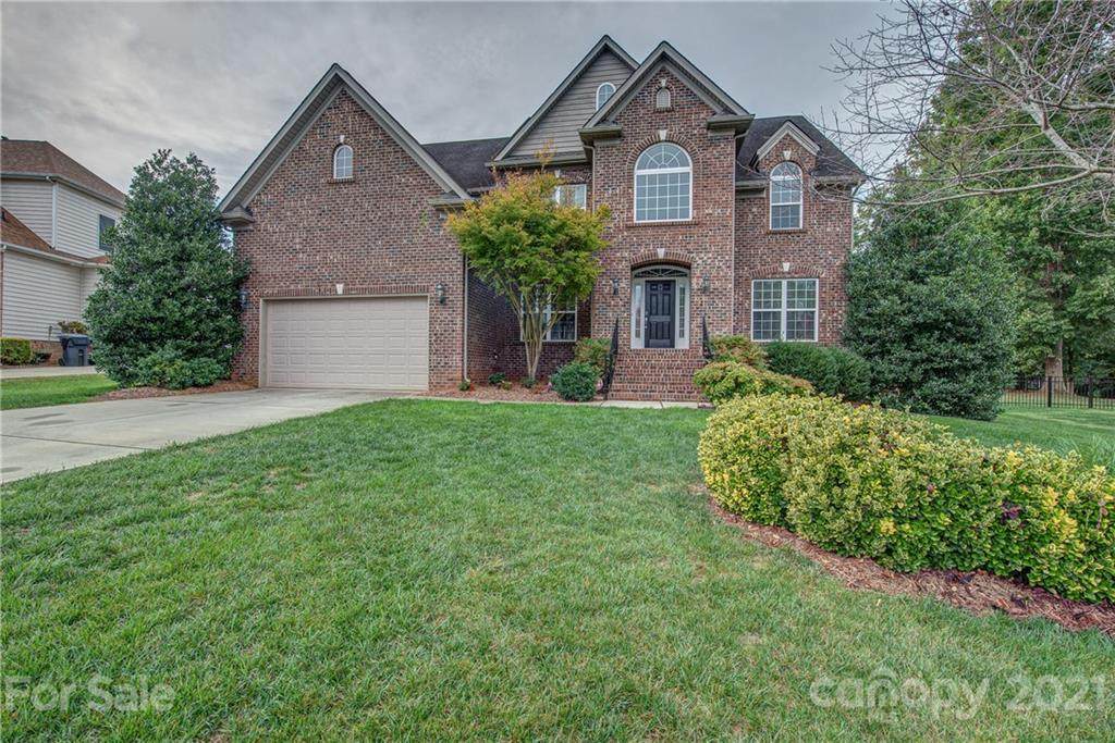 2111 Eskridge Terrace - Photo 1