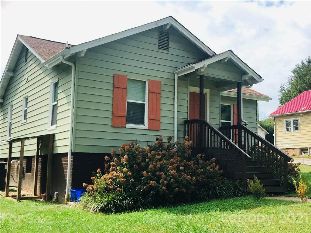 110 Oak Street - Photo 1