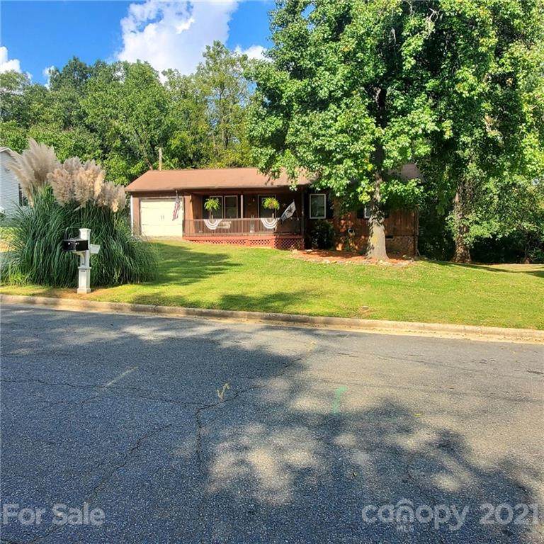 1411 Ross Drive - Photo 1