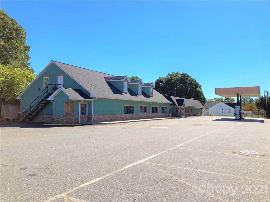 313 Main Street - Photo 1