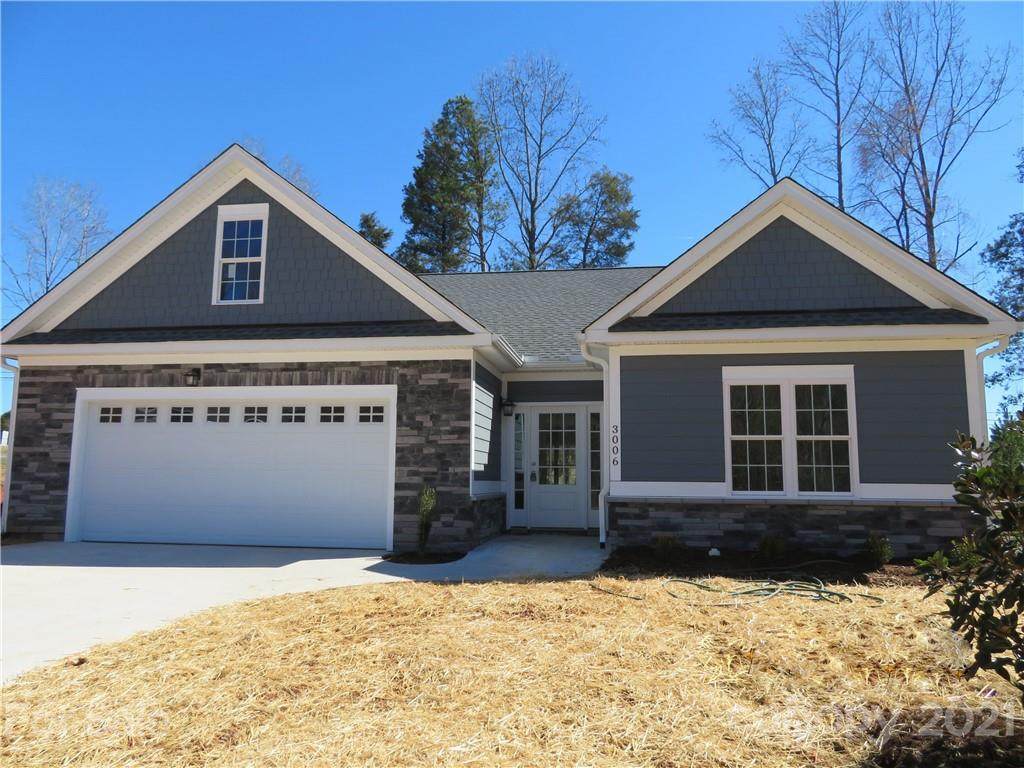644 Sunset Pointe Drive - Photo 1