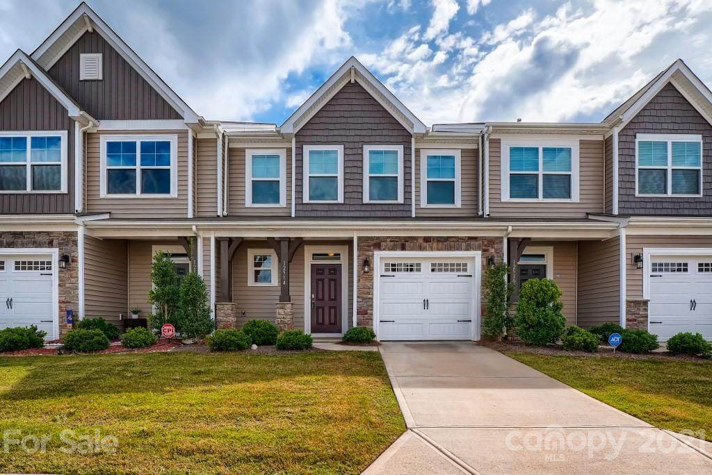 12514 Savannah Cottage Drive - Photo 1