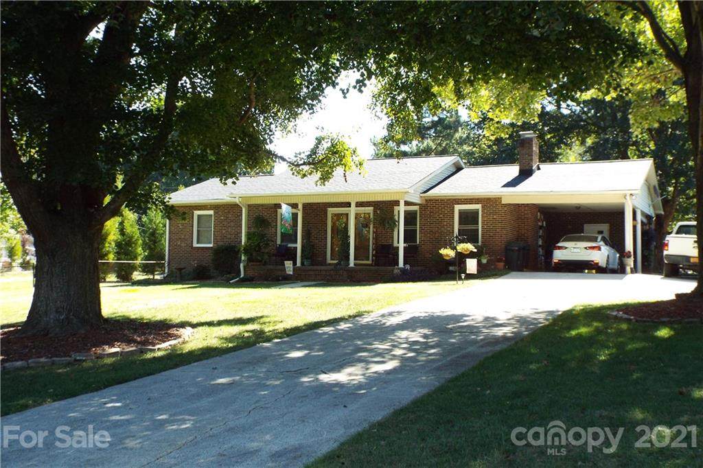 7905 Barkley Road - Photo 1