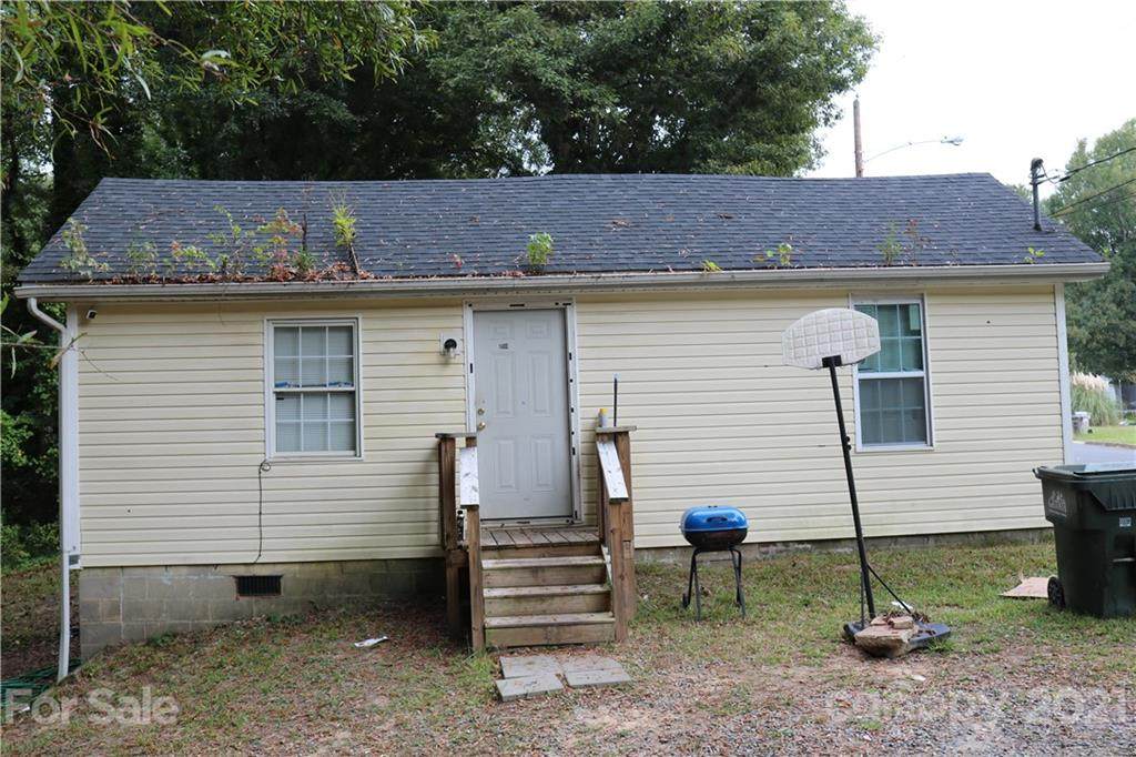 1402 Austin Street - Photo 1