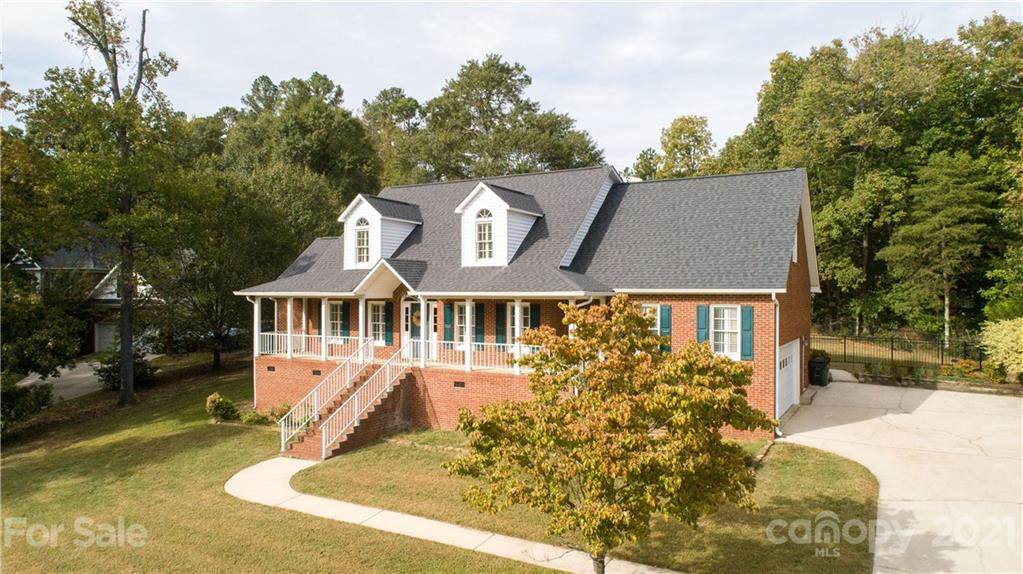 2410 Creek Crossing - Photo 1