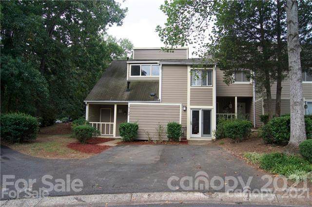 3139 Windbluff Drive - Photo 1