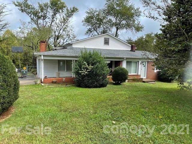 323 Maple Street - Photo 1