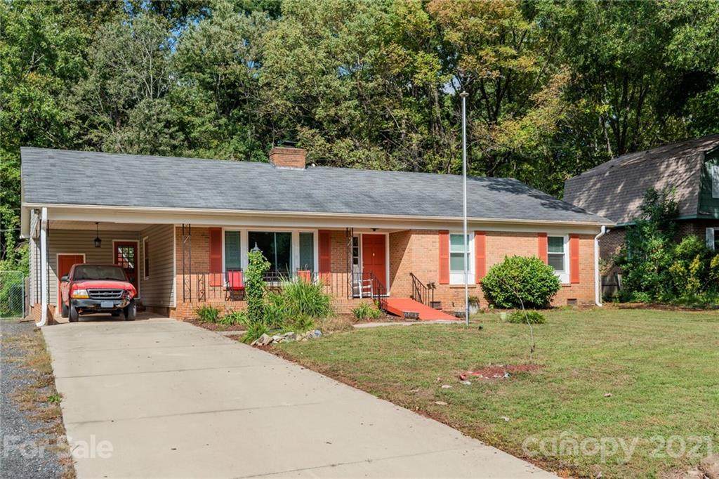 1200 Fox Run Drive - Photo 1