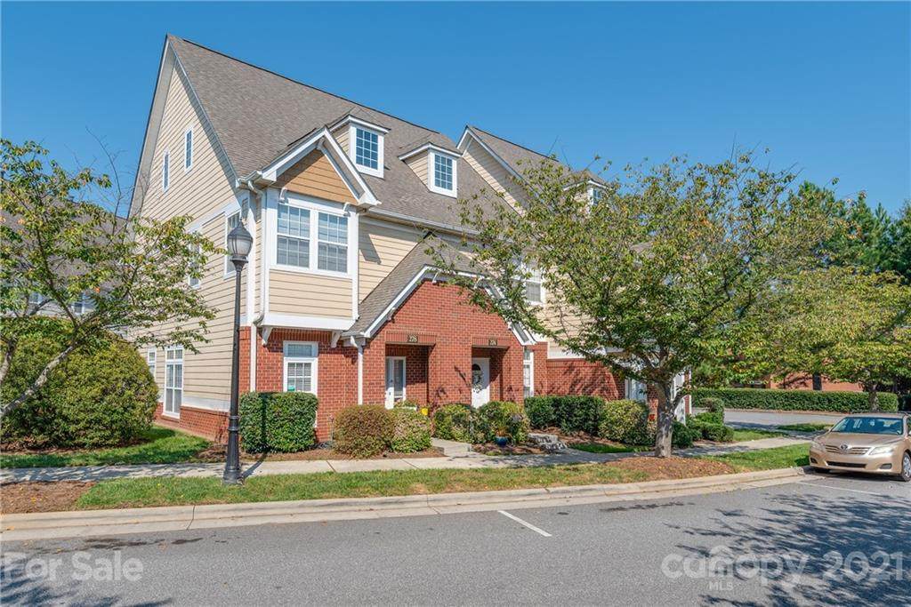 274 Davidson Gateway Drive - Photo 1