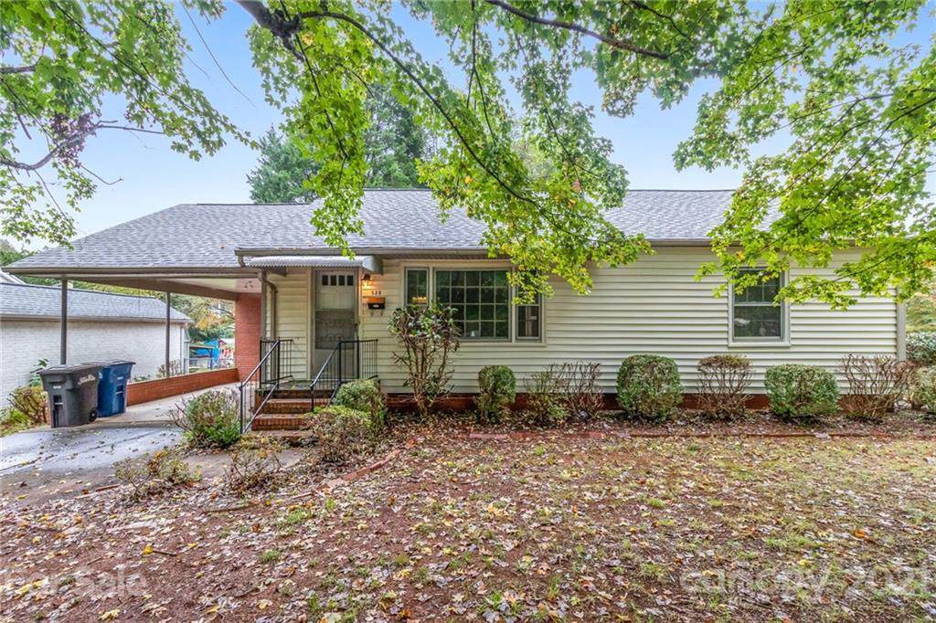 528 Kelly Street - Photo 1