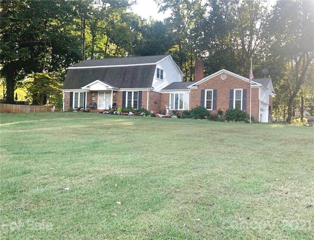 5637 Lebanon Road - Photo 1