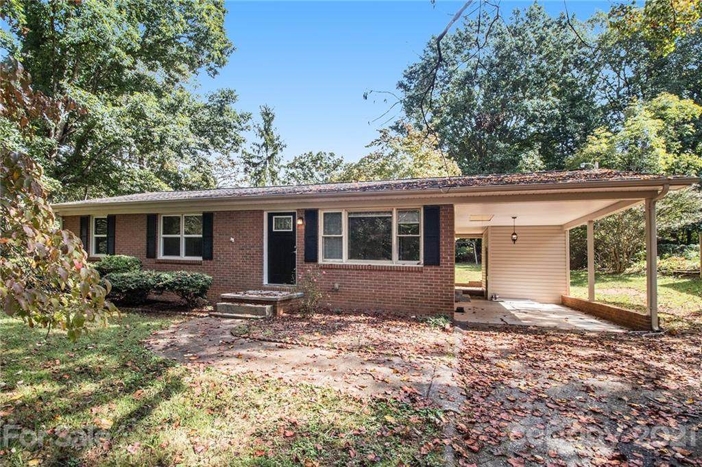 815 Kentwood Drive - Photo 1