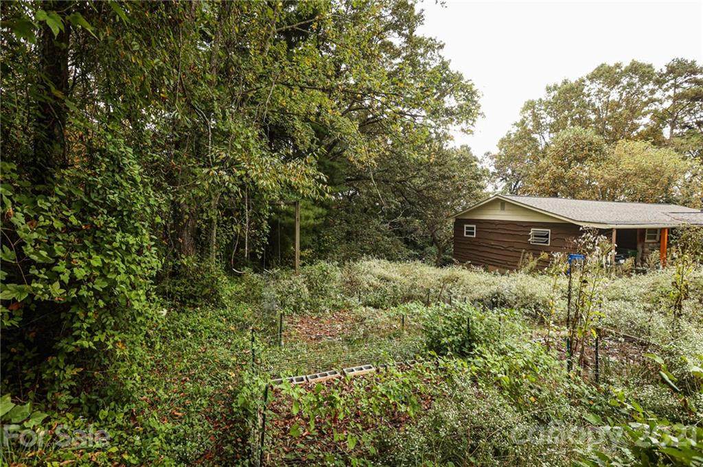 10 Louisville Place - Photo 1