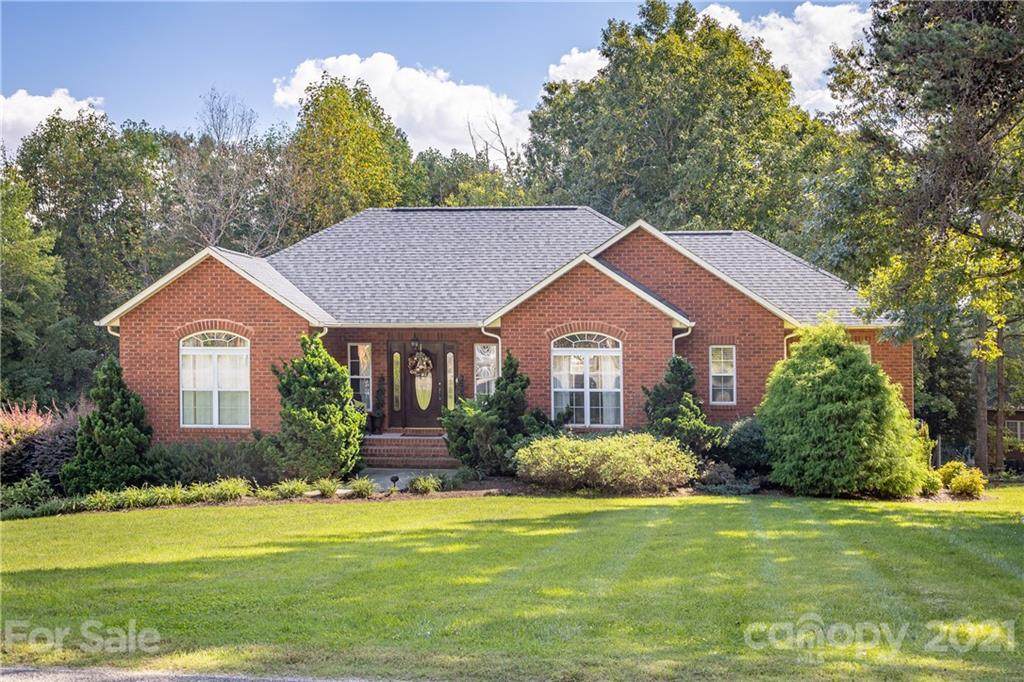 3957 54th Avenue - Photo 1
