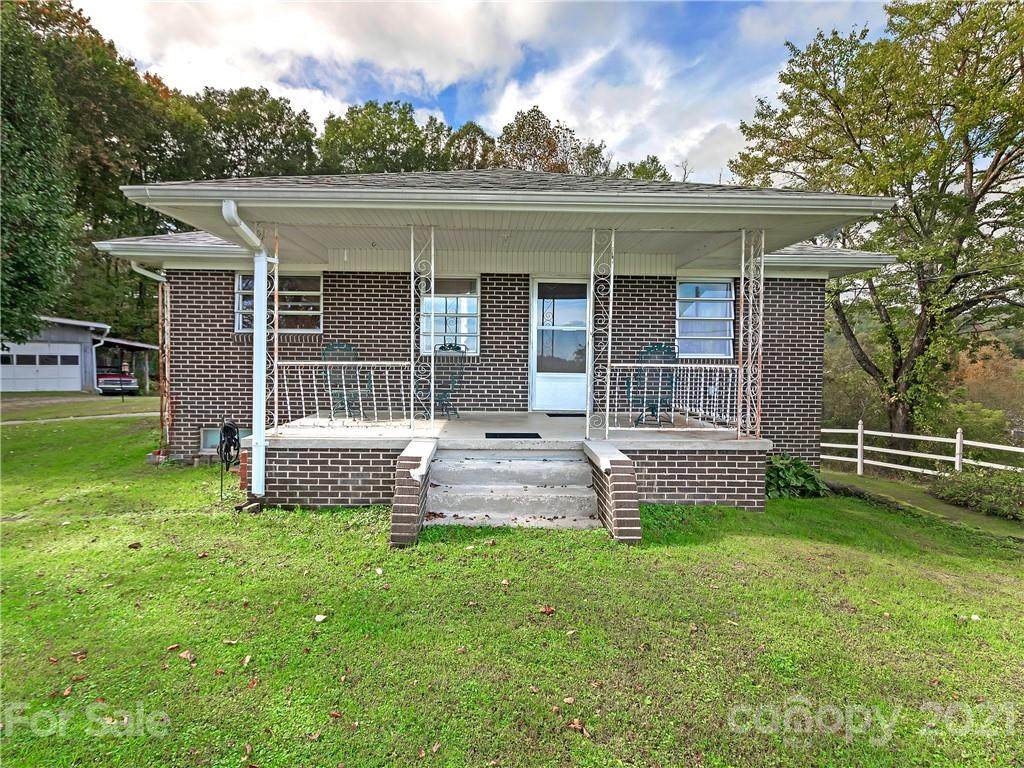 114 Dillow Lane - Photo 1