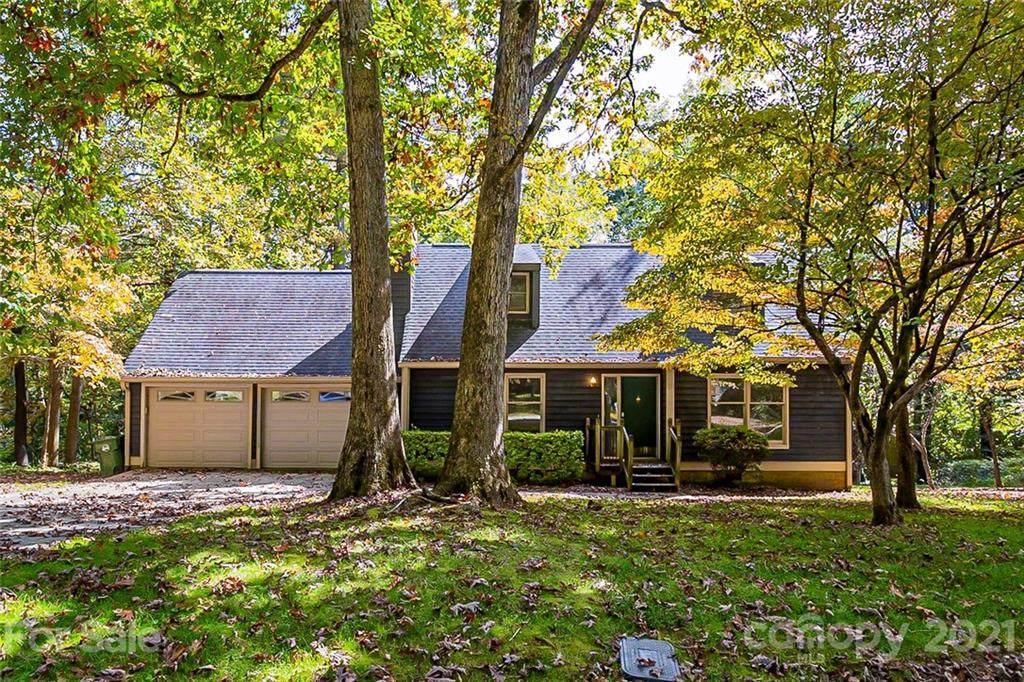 158 Scarlet Drive - Photo 1
