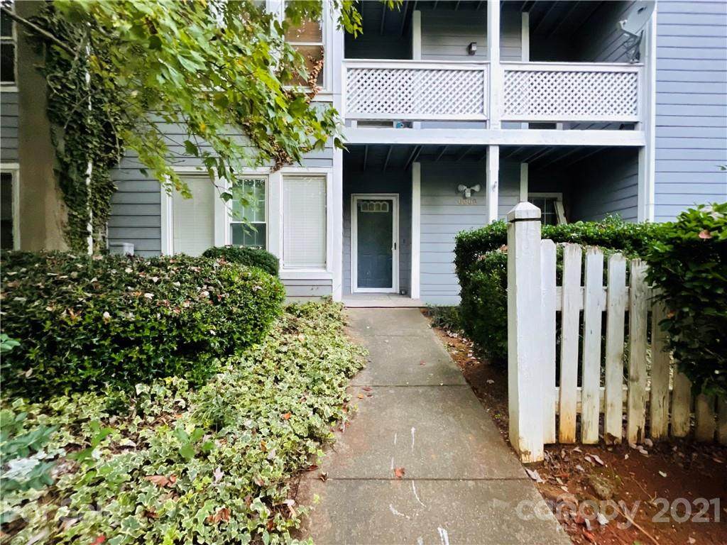 6068 Pinebark Court - Photo 1