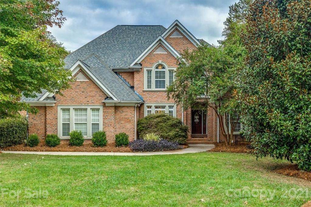 904 Ashford Way - Photo 1