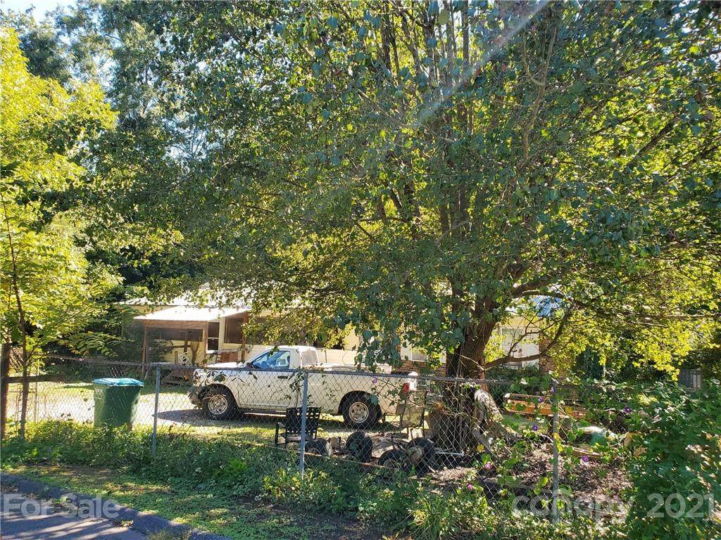 128 Sunset Lane - Photo 1