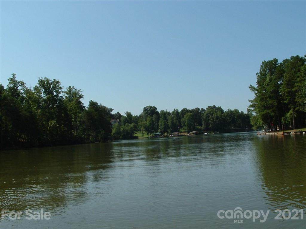 205 Appaloosa Trail - Photo 1