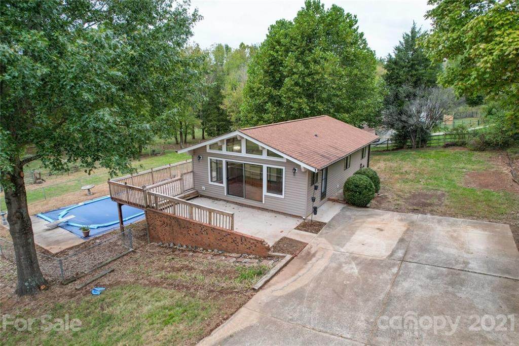 6618 Rocky River Road - Photo 1