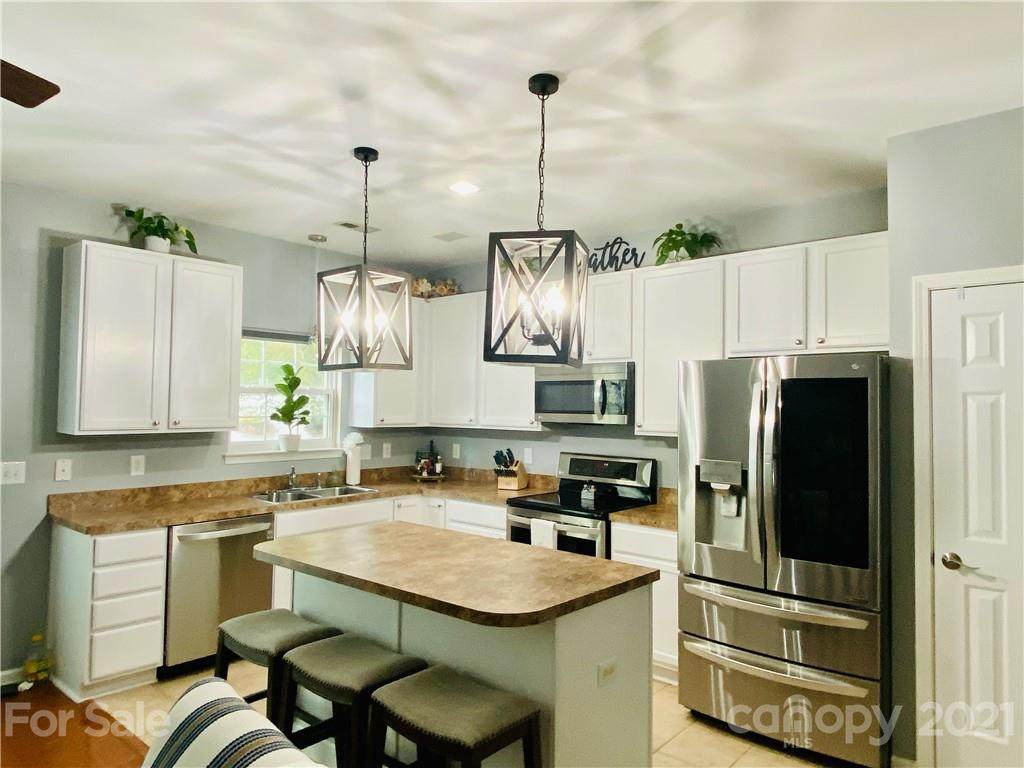 604 Atherton Way - Photo 1