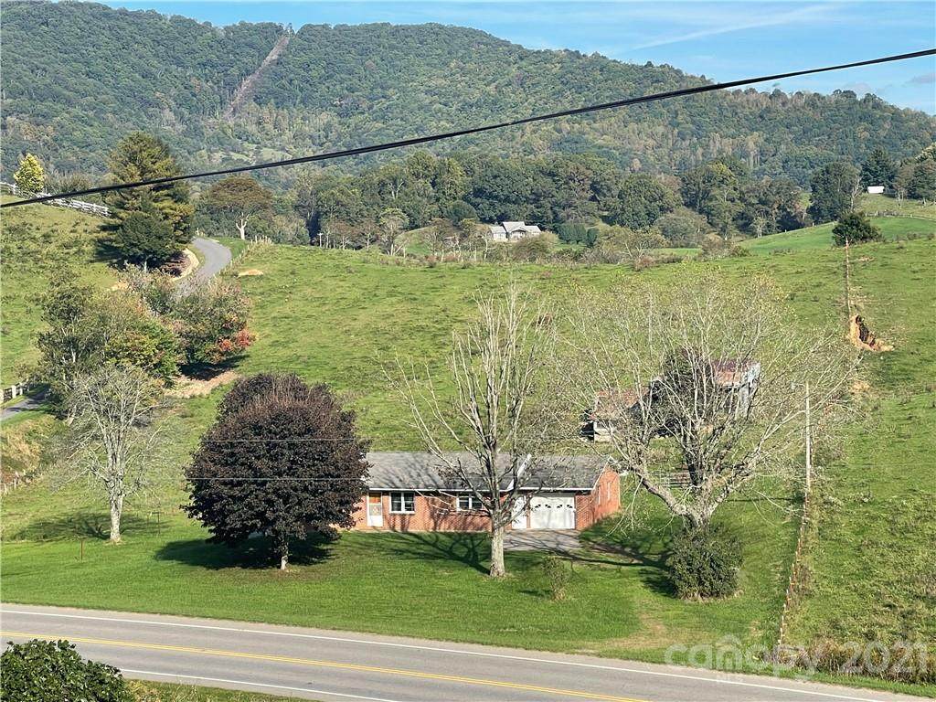 1640 Crabtree Road - Photo 1