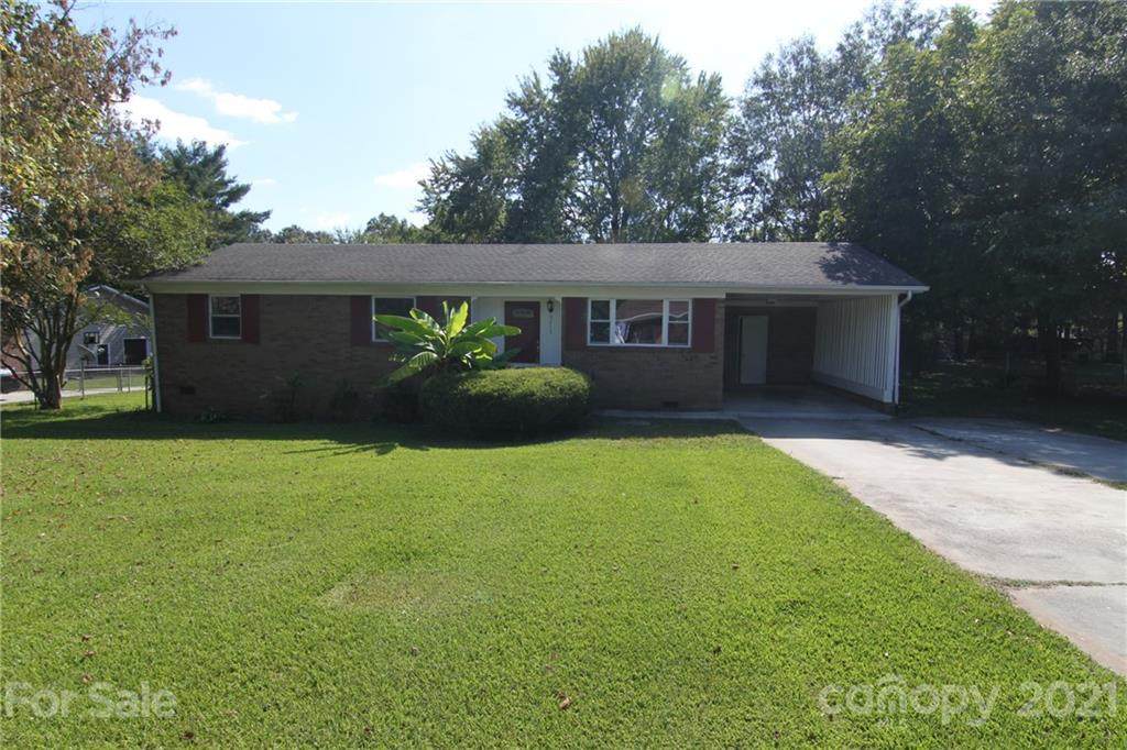 3215 Starrland Drive - Photo 1