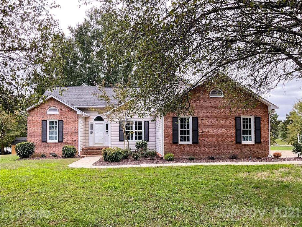 2326 Beaver Pond Road - Photo 1