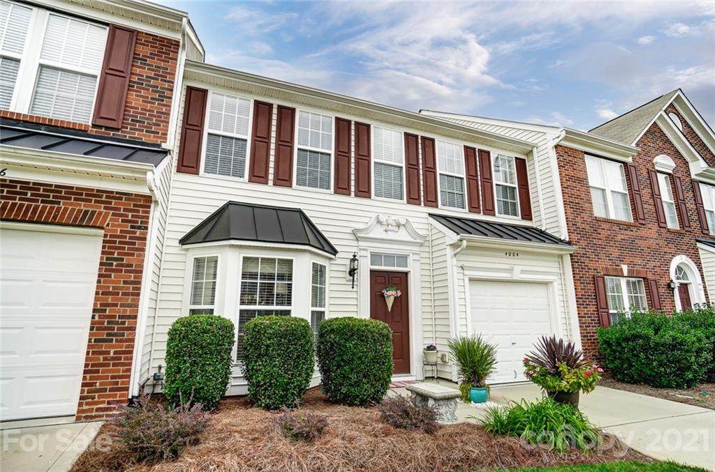 4004 Holly Villa Circle - Photo 1