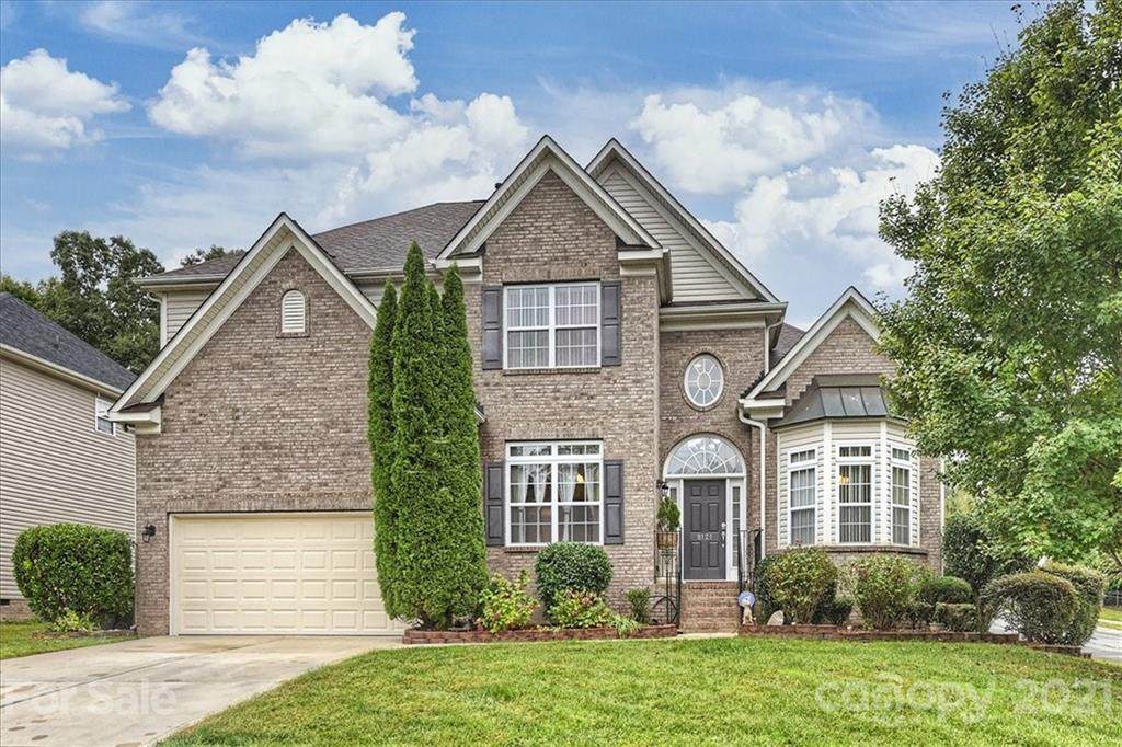 8121 Brisbin Drive - Photo 1