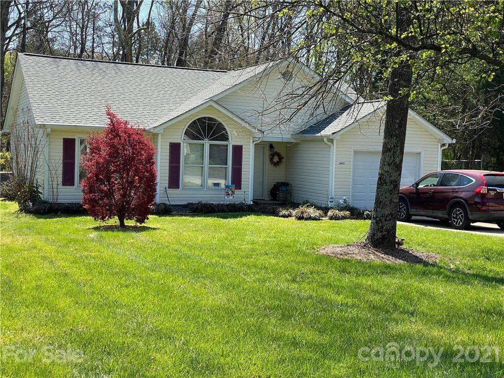 10427 Ranleigh Lane - Photo 1