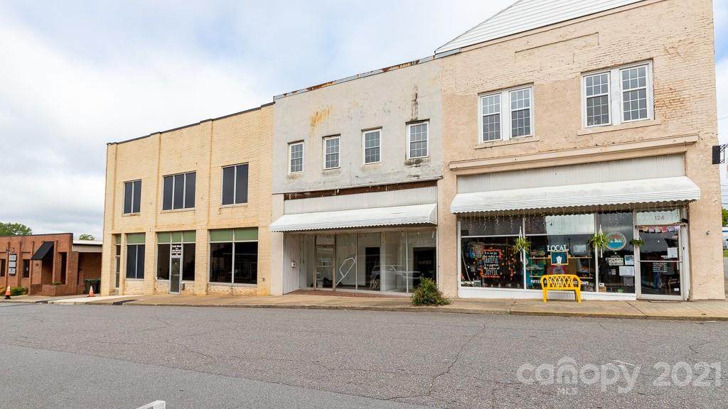126 Mountain Street - Photo 1