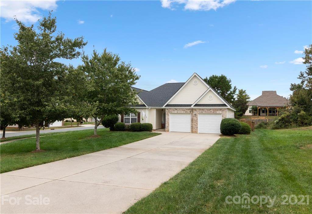 940 Wind Carved Lane - Photo 1