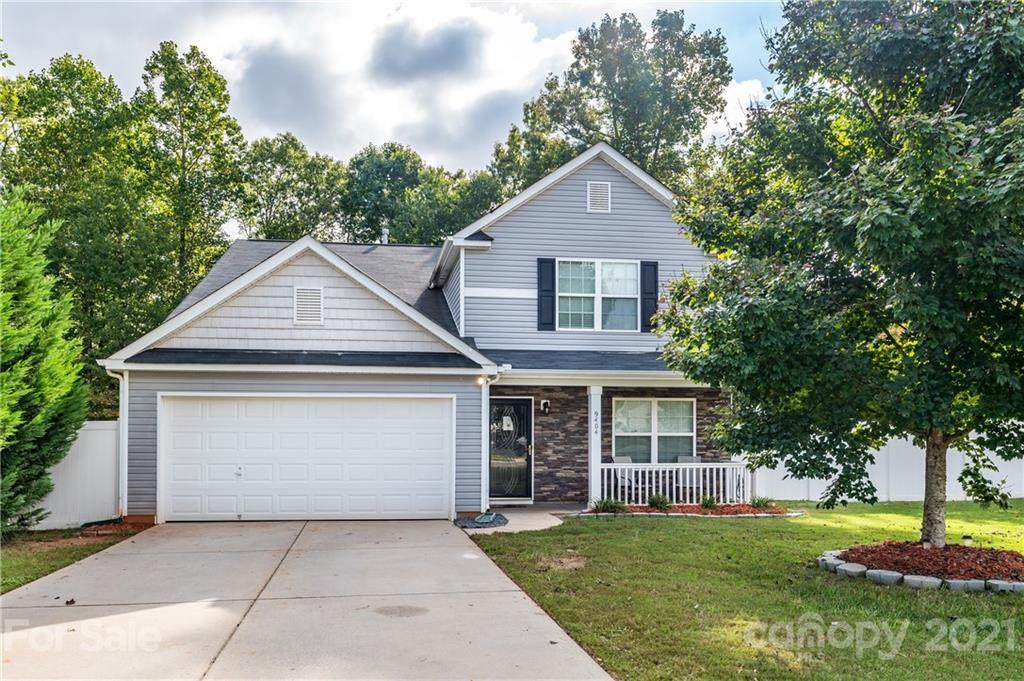 9404 Quilting Bee Lane - Photo 1