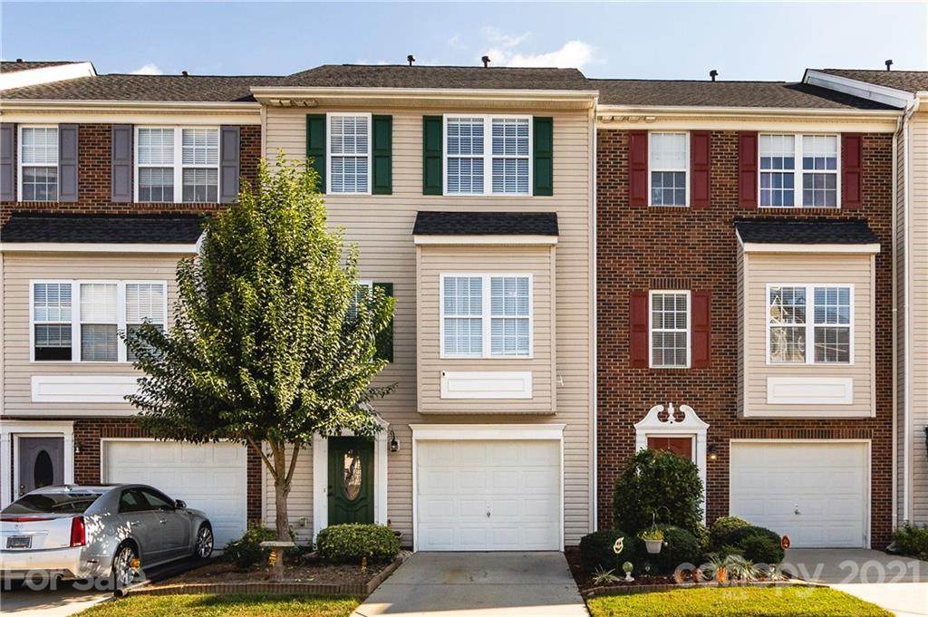 237 Rock Ridge Lane - Photo 1