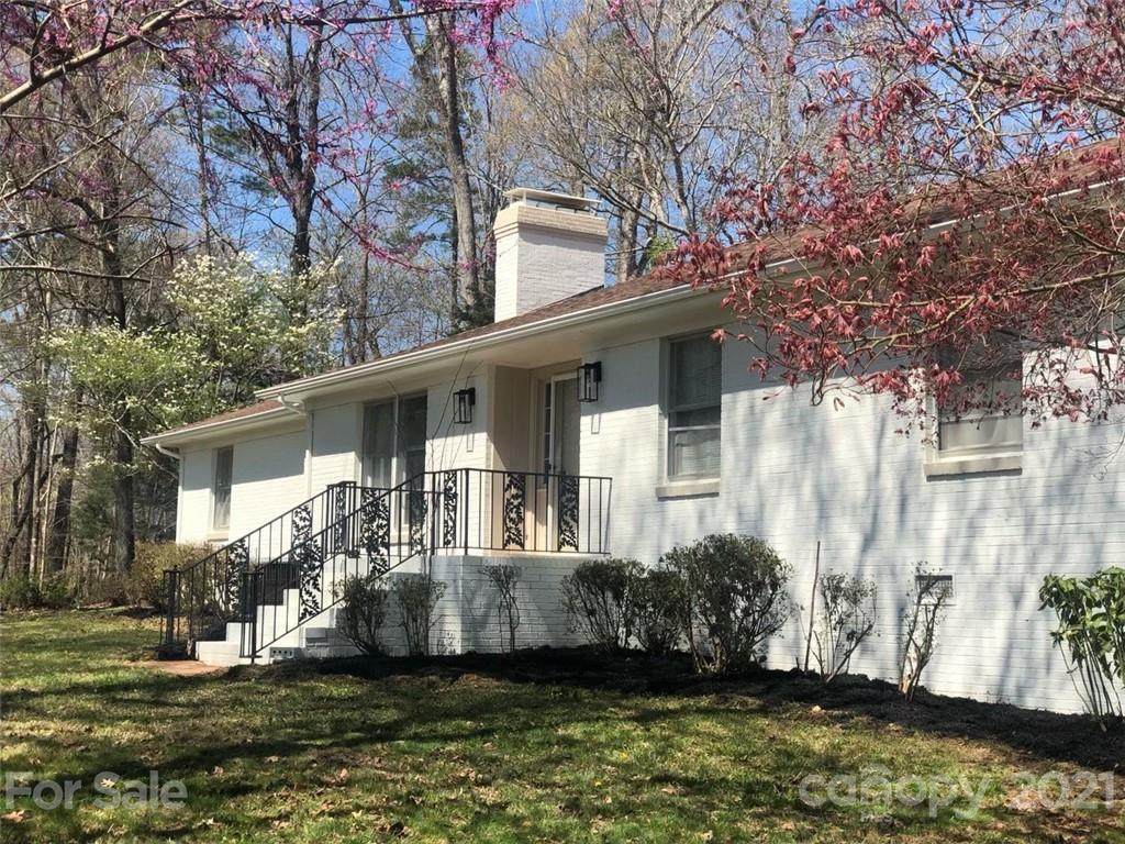 8204 New Town Road - Photo 1