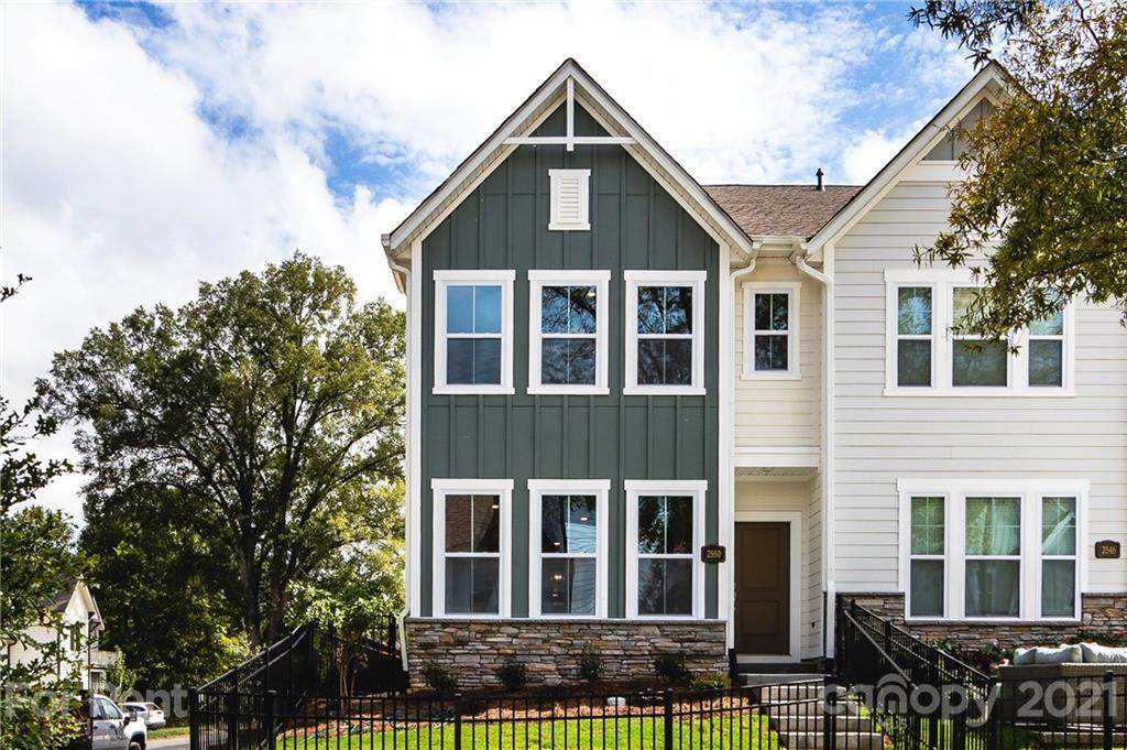 2550 Lydia Avenue - Photo 1