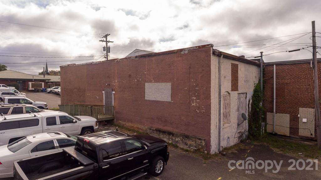 120 Cherokee Street - Photo 1