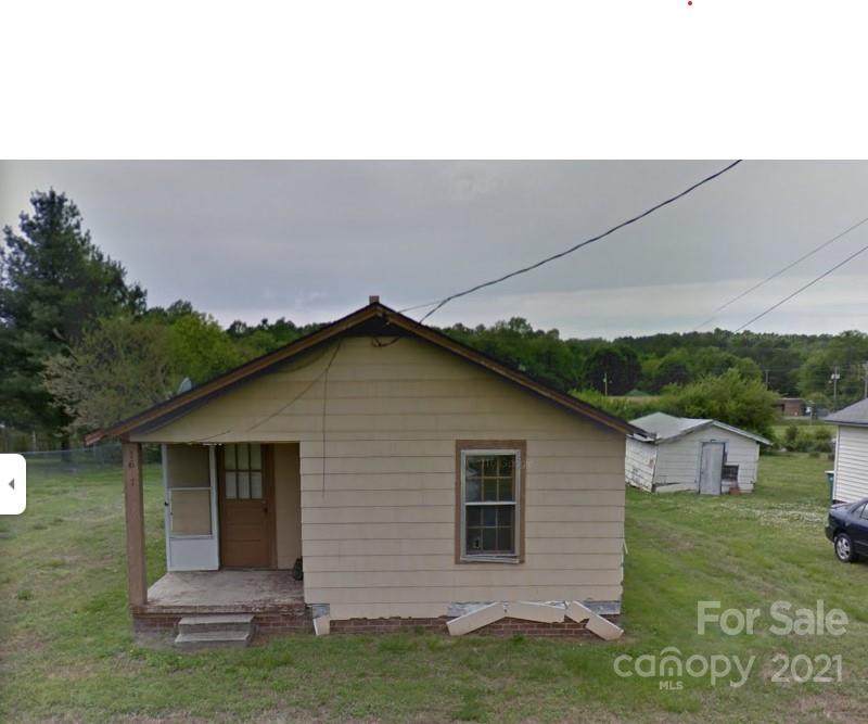 1611 Almond Street - Photo 1