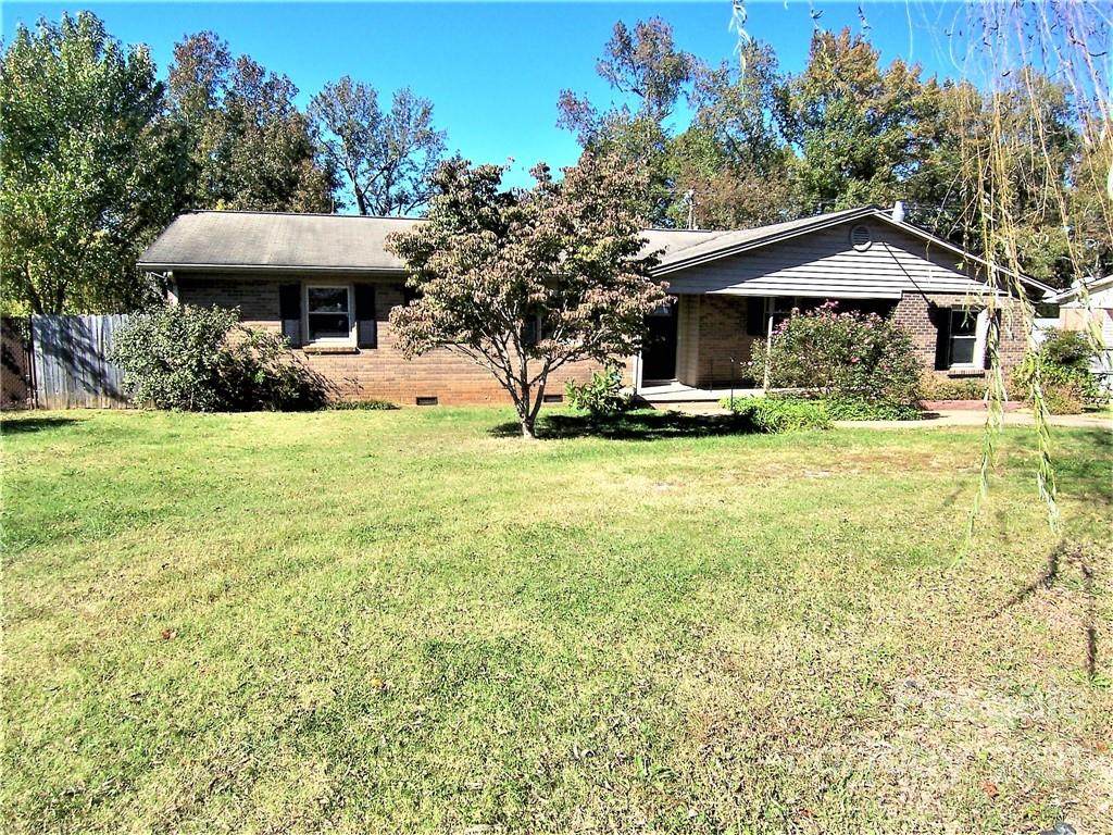 2576 Post Road - Photo 1