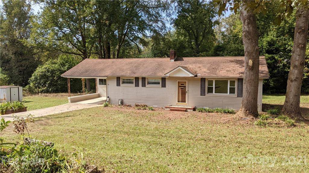 3657 Edgeland Highway - Photo 1