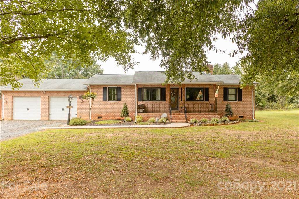 116 Old Barn Road - Photo 1